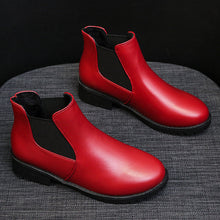 New Springautumn Red Dr Martens-style Boots With A Round Toe And Chunky Heel