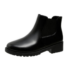 New Springautumn Red Dr Martens-style Boots With A Round Toe And Chunky Heel